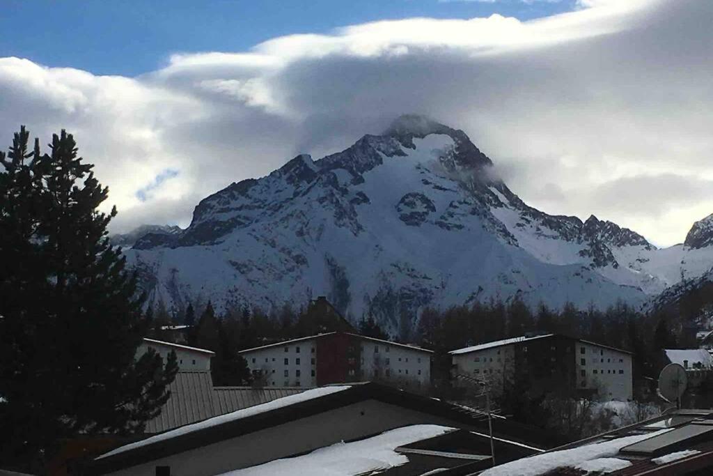 Petit Appartement Labellise Les 2 Alpes Residence Arc En Ciel Telesiege Petite Aiguille Les Deux Alpes Exterior photo
